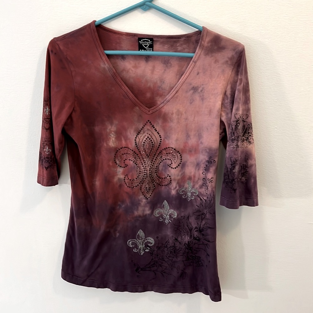 Sledge USA 3/4 sleeve burgundy T-shirt with fleur de lis & jeweled embellishment